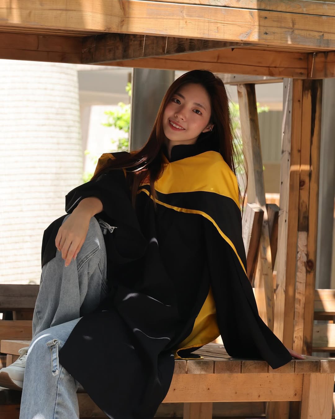 【正妹】溜溜毕业照超美，魅力不止于表象的美丽！