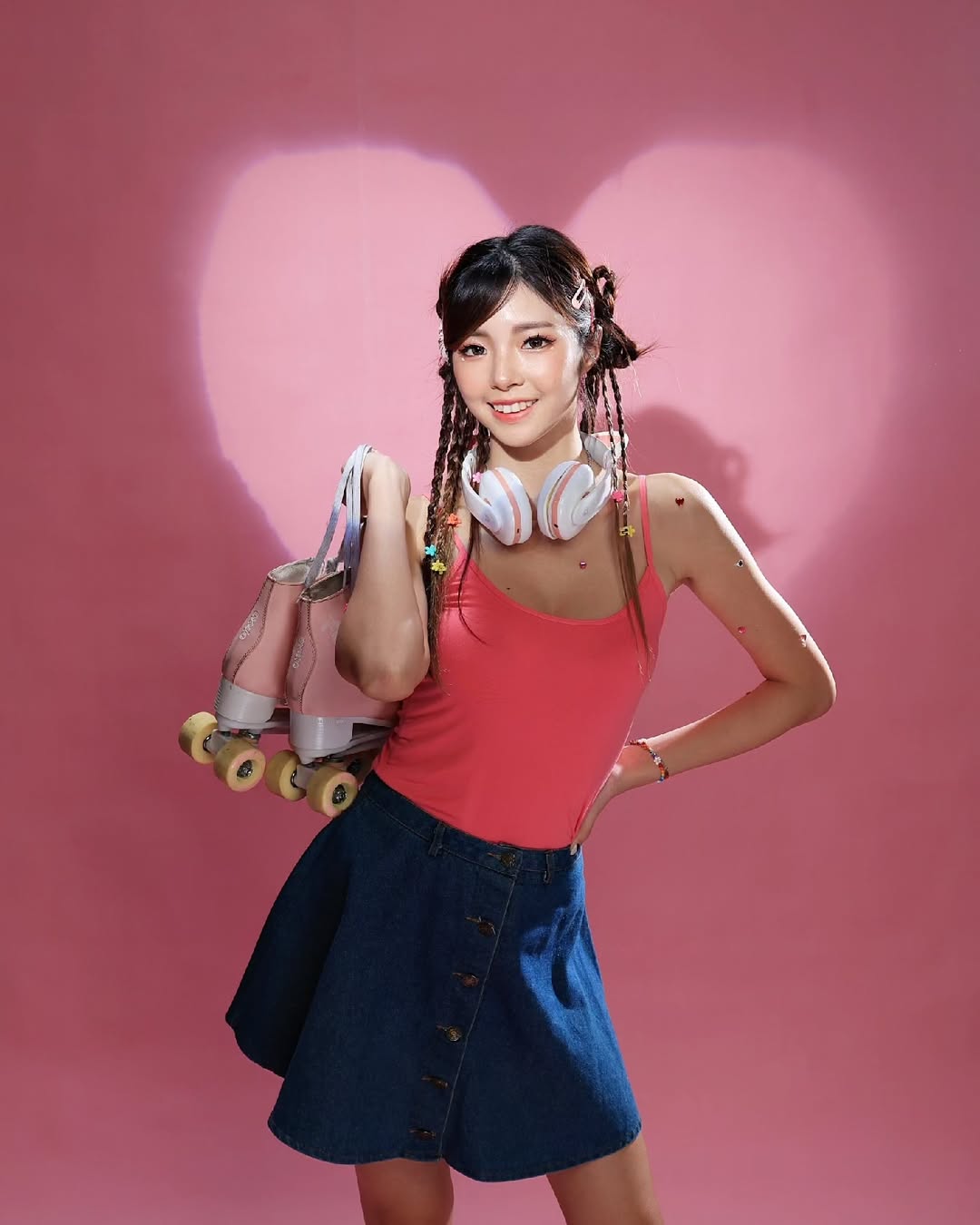 【正妹】溜溜旱冰少女写真，令人着迷的少女甜美！