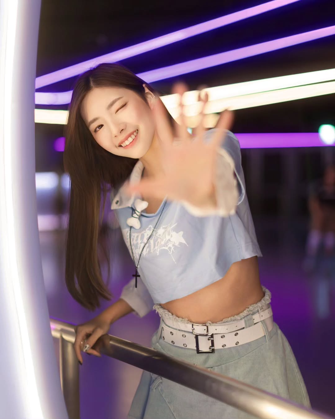 【正妹】溜溜旱冰场超美少女写真，旱冰女神惊艳全场！