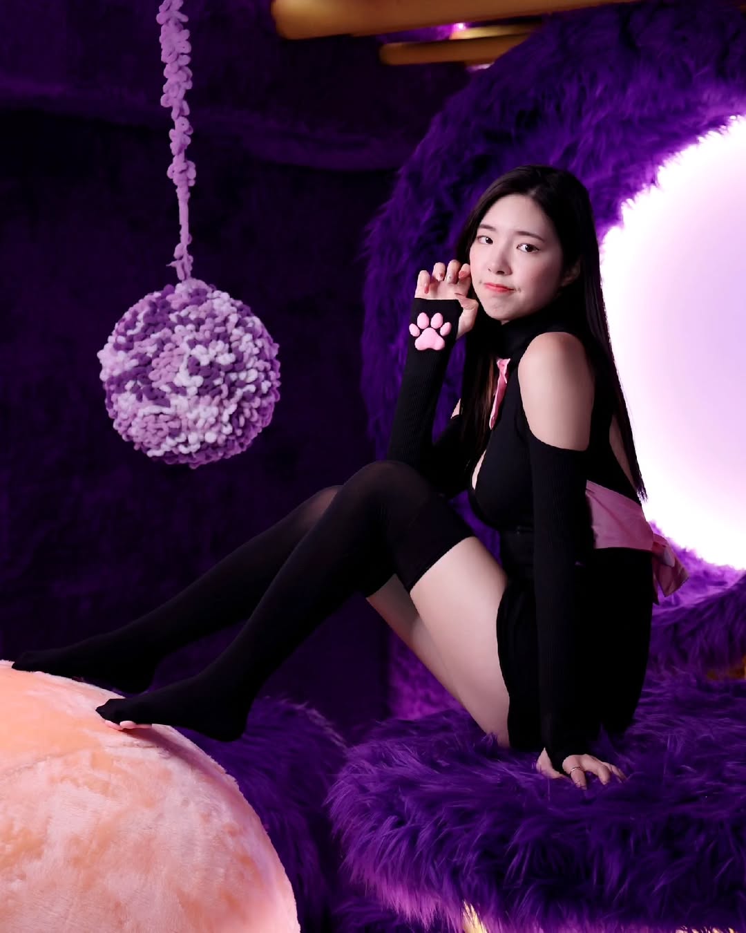 【正妹】溜溜黑丝猫咪装第一季,定格瞬间的美丽!