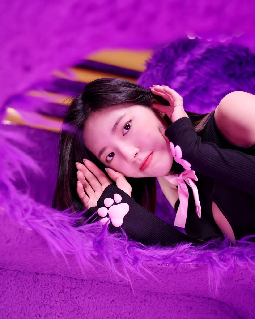 【正妹】溜溜黑丝猫咪装写真第二季，从梦境里剪下来的片段！