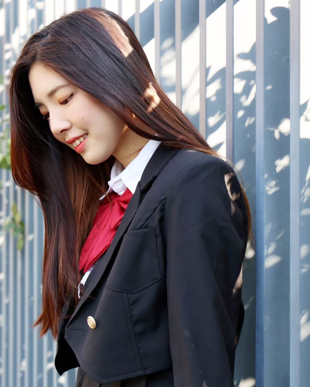 【正妹】溜溜穿着韩国高中生校服，可爱又调皮小精灵！