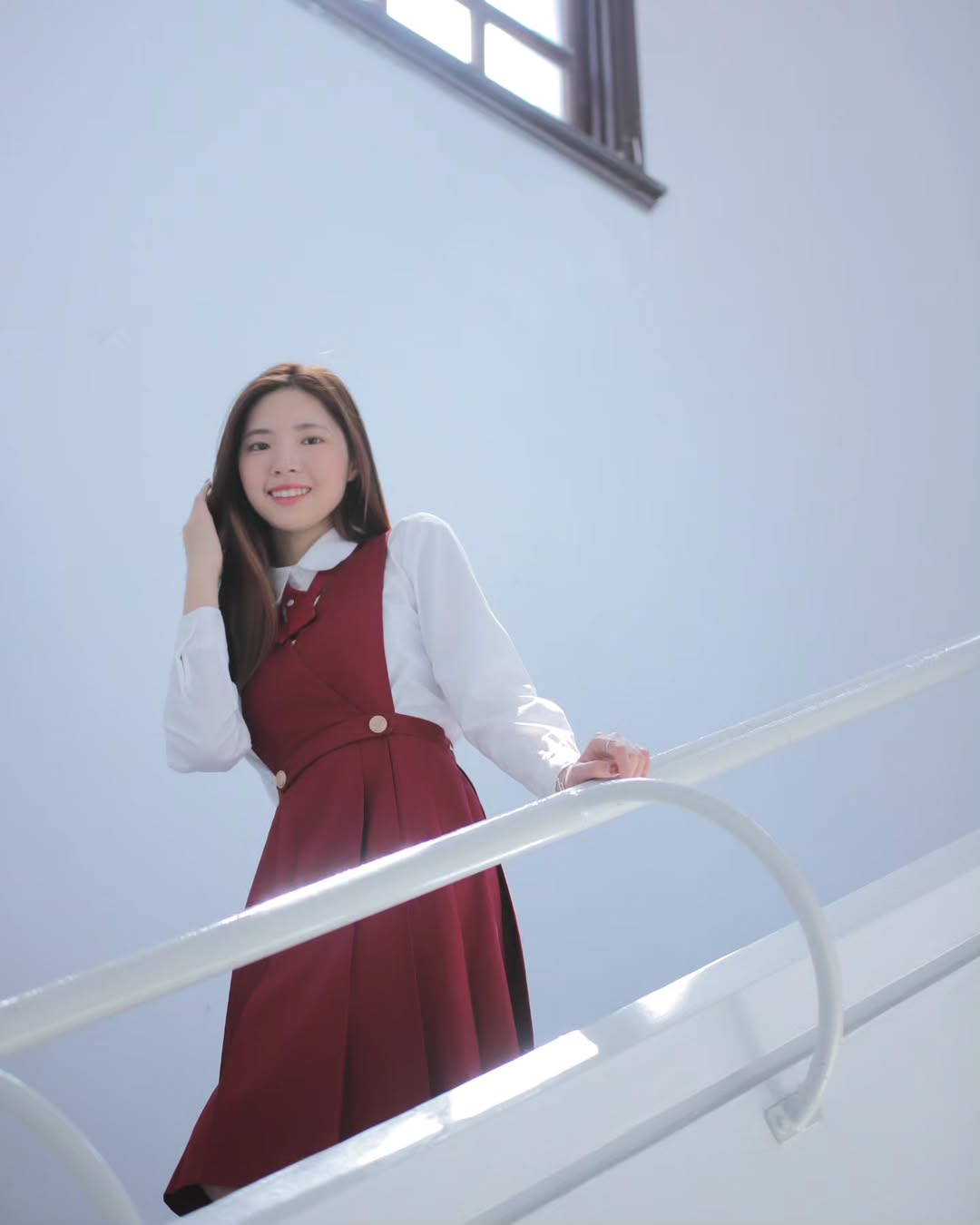 【正妹】溜溜韩国制服校园美照，青春魅力随行的光影！