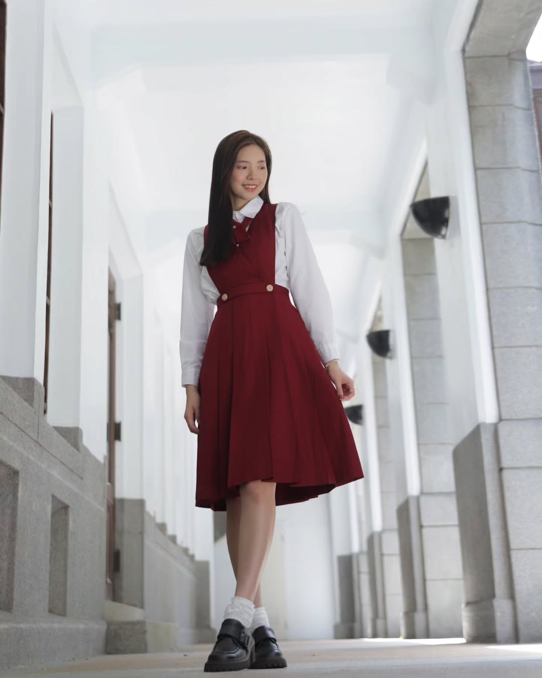 【正妹】溜溜韩国制服校园美照，青春魅力随行的光影！