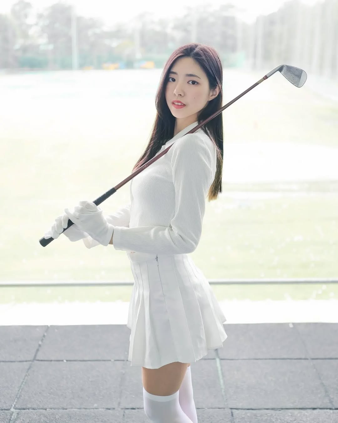 【正妹】溜溜打高尔夫球美照，难以忽视的独特魅力！