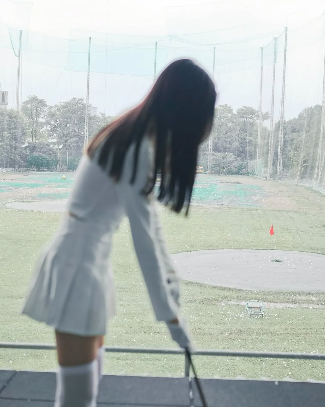 【正妹】溜溜打高尔夫球美照，难以忽视的独特魅力！