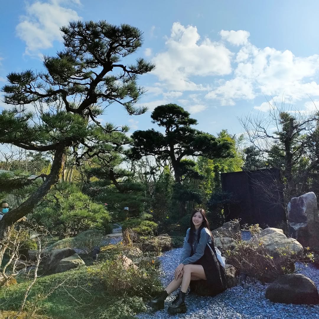 【正妹】溜溜园林中美好瞬间，一张照片引发的温暖回响！