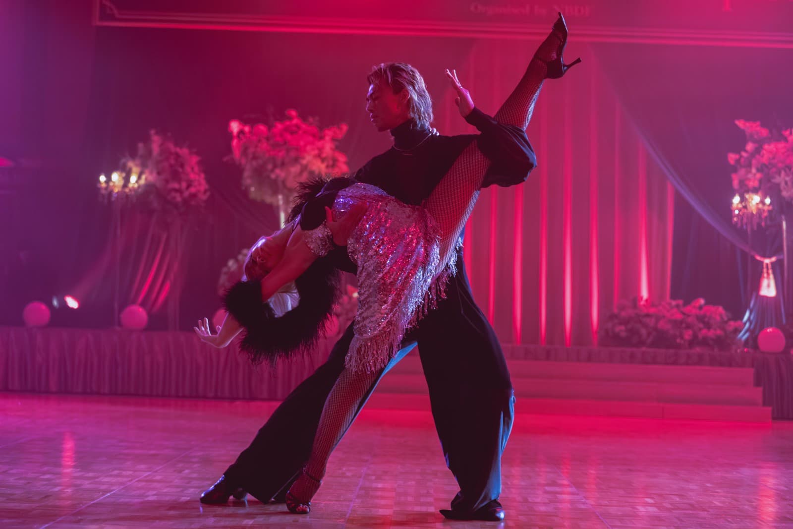 Netflix真人电影版《10DANCE》12/18全球独占人气！